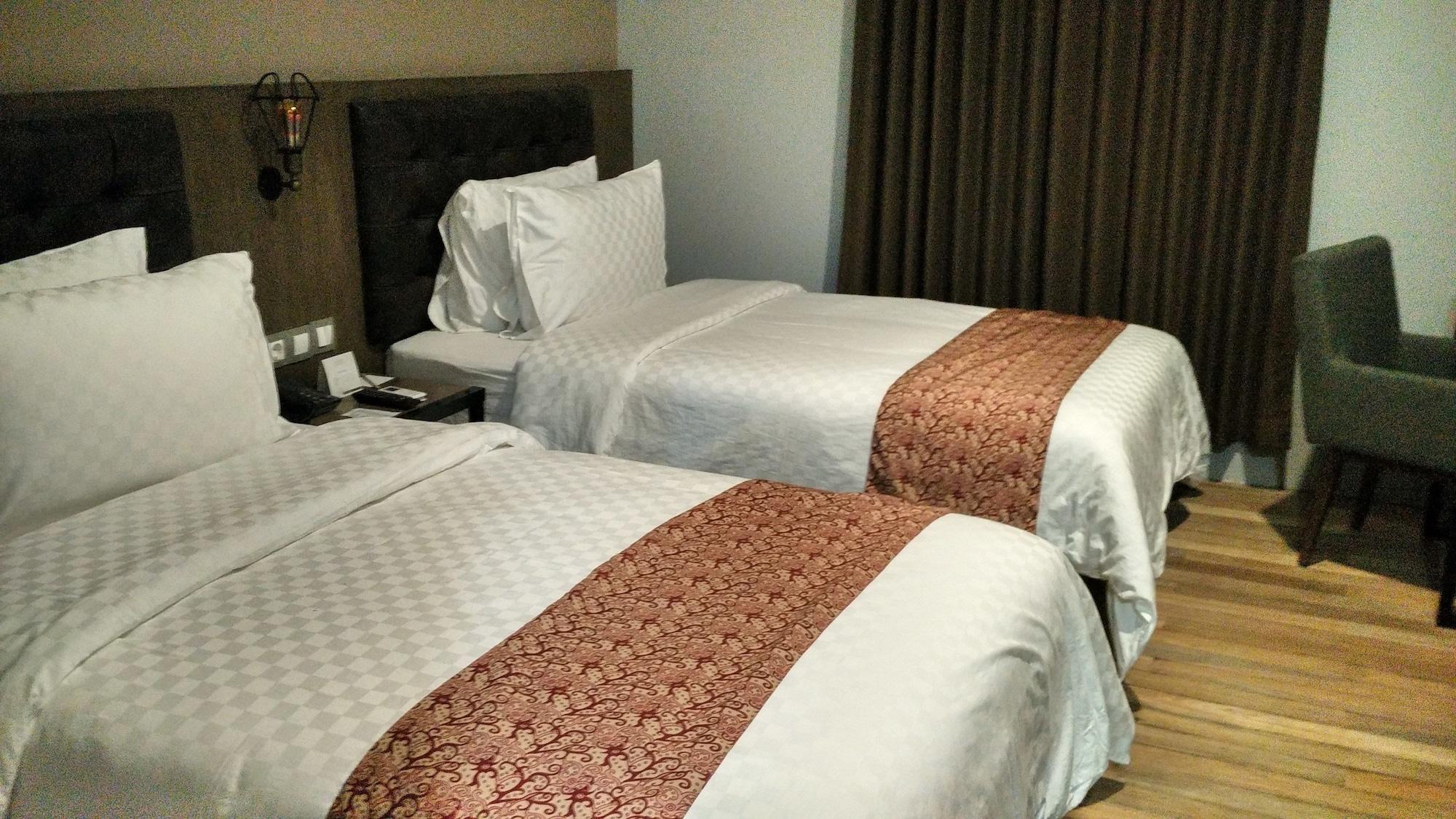 Grand Kangen Hotel Urip Sumoharjo Yogyakarta Exterior photo