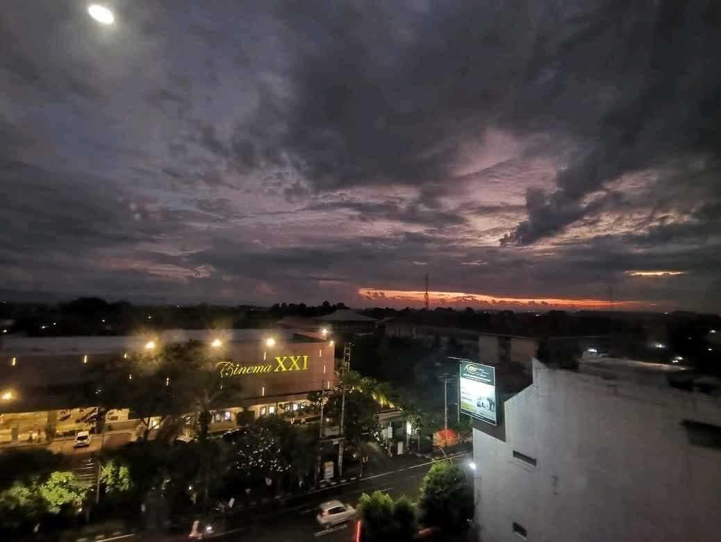 Grand Kangen Hotel Urip Sumoharjo Yogyakarta Exterior photo