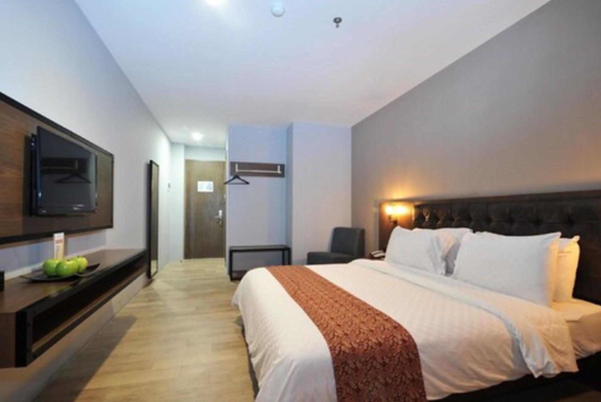 Grand Kangen Hotel Urip Sumoharjo Yogyakarta Exterior photo
