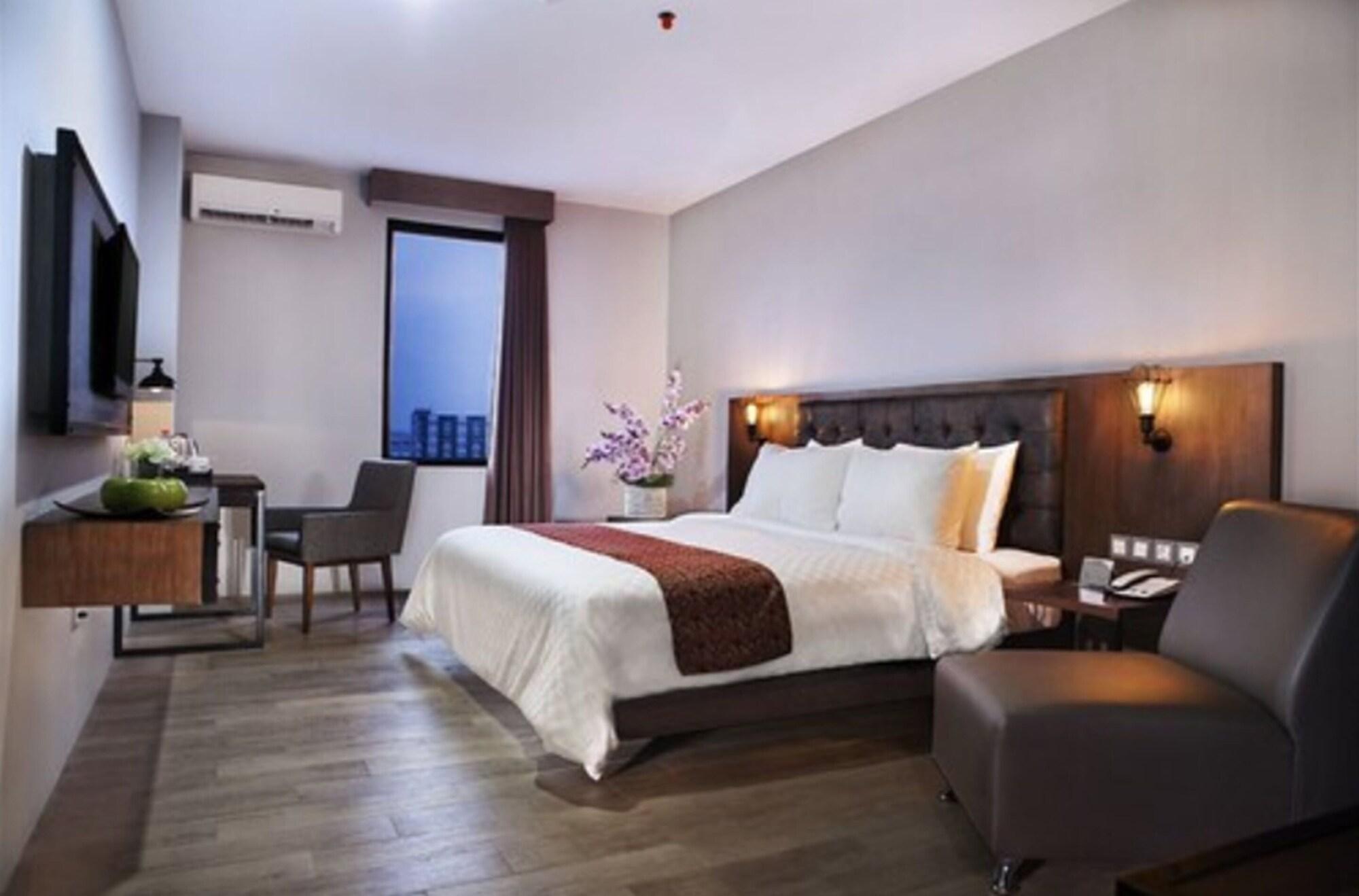 Grand Kangen Hotel Urip Sumoharjo Yogyakarta Exterior photo