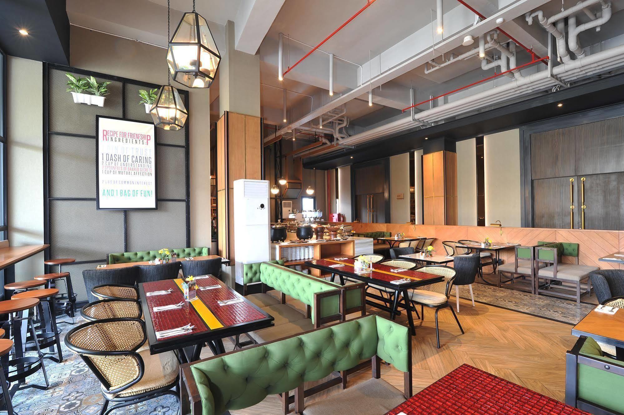 Grand Kangen Hotel Urip Sumoharjo Yogyakarta Exterior photo